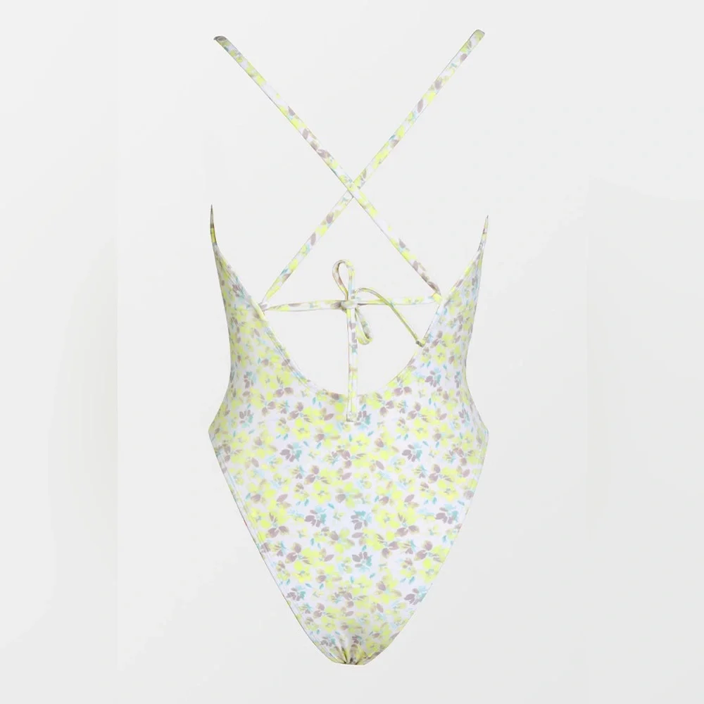 Cupshe Itsy Ditsy Tie‎ Front Plunge One Piece Swimsuit